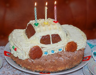 Детский торт "Машинка"