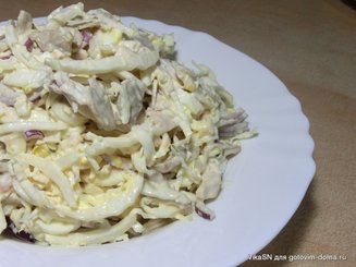 Салат из пекинской капусты