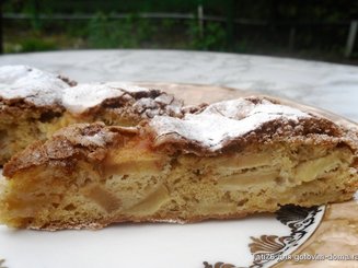 Шарлотка по маминому рецепту