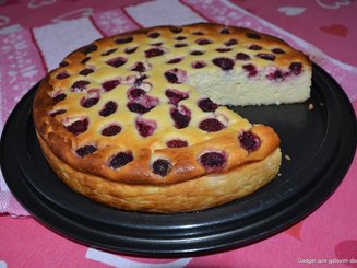 Запеканка творожная с малиной