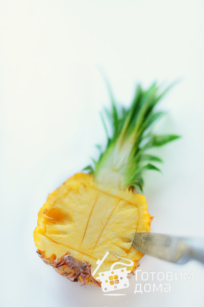 Фруктовый салат в ананасе фото к рецепту 3