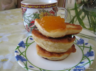 Пышные оладушки на дрожжах