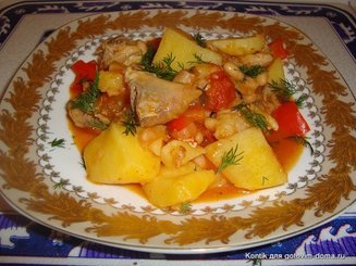 Мексиканское овощное рагу с куриным филе