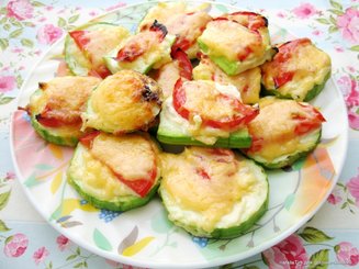 Кабачки с сыром и чесноком в духовке