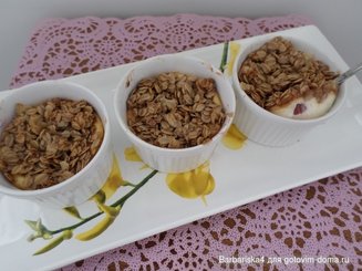 Творожно-яблочный крамбл диетический