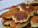Пышные оладушки на дрожжах от Sindirella Пышные оладушки на дрожжах от Sindirella