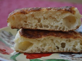 Пышные оладушки на дрожжах