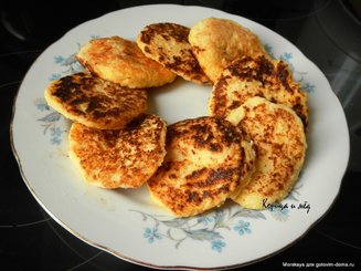 Кукурузные сиченики с творогом