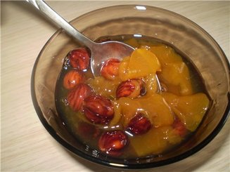 Варенье из персиков с орешками и мёдом