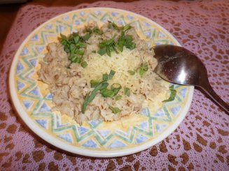 Овсяная каша со свежим шпинатом и сыром