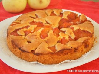 Кекс с карамелизированными нектаринами