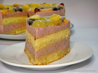 Торт-суфле с клубникой