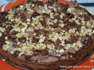Брауни с орехами и карамелью