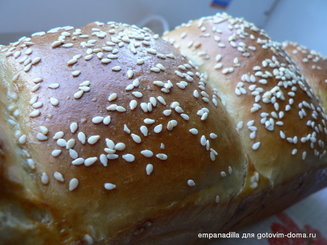 Хлеб с брынзой и зеленью