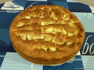 Пирог с абрикосами и пудингом