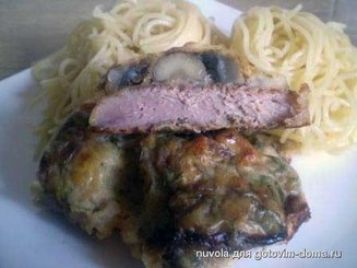 Свинина с шампиньонами запеченные в сливочном соусе