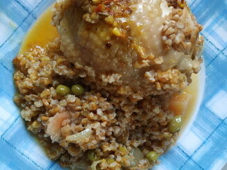 Пшеничная каша с курицей