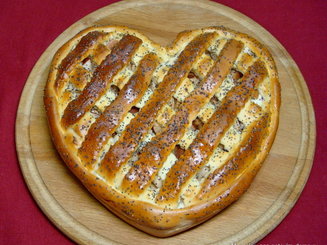 Яблочно-маковый пирог