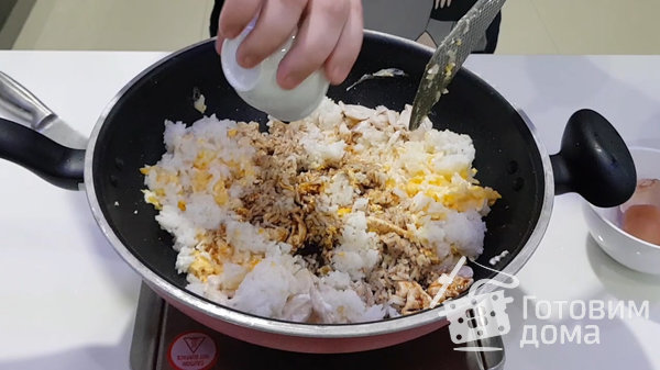 Као пад гай (Khao Pad Gai) Тайский жареный рис с курицей фото к рецепту 6