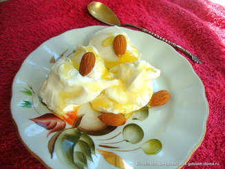 Странгисто ме мели (греческий йогурт с мёдом и орехами)