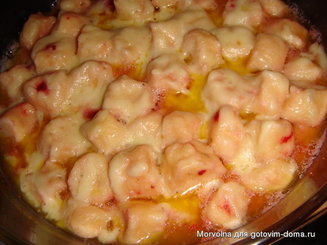 Ньокки с клубникой и сыром