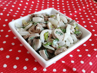 Салат из куриных сердечек