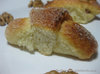 Рогалики с яблочным джемом и орехами