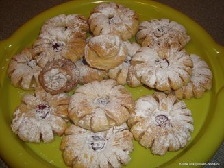 "Ананасовые хризантемы" (ананасы в слойке)