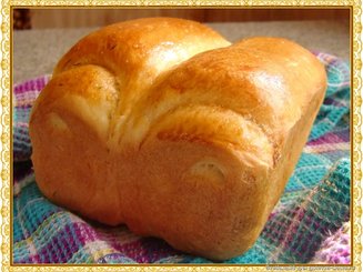 Хлеб с брынзой и зеленью