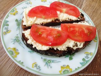 Потапцы с помидорами