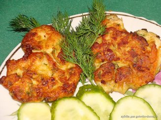 Куриные биточки с сыром