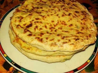 Хачапури с сыром и вареным яйцом: необычно, вкусно, недорого