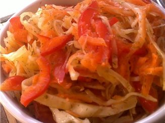 Салат с капустой "Пестренький"