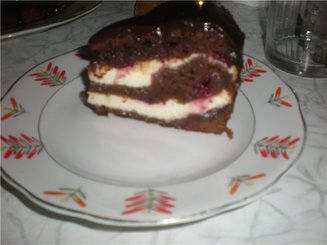 Брауни с творогом и вишней