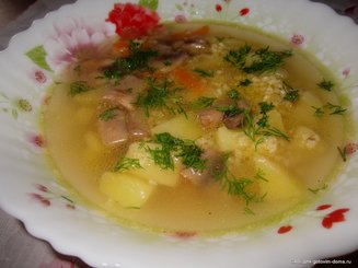 Чесночный суп с пшеном и грибами