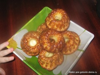 кабачковые кексы с луком и беконом