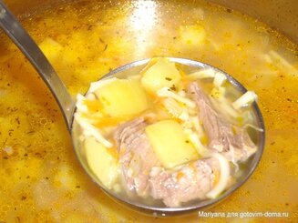 Кабачковый суп с домашней лапшой