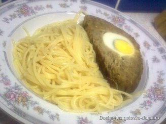 Рулет из фарша с яйцом
