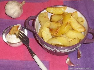 Картофель, запеченный с тимьяном