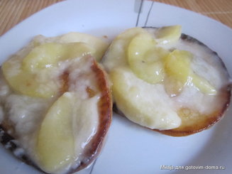 Сырники с яблоками