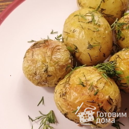 Молодой картофель в духовке