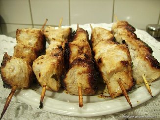 Шашлык из индейки с перцем в кефирном маринаде