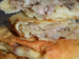 Китайские лепёшки с мясом и грибами му-эр