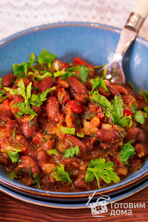 Фасоль, тушенная с овощами (Рагу из фасоли)