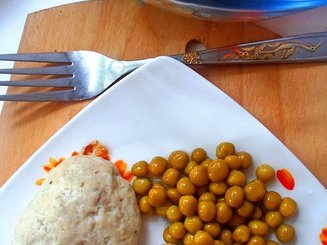 Куриные котлеты с яблоком