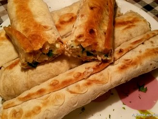 Ека или Горячая закуска из лаваша с сыром и зеленью