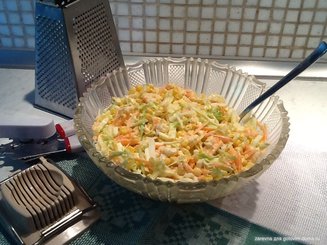 Капустный салат с креветками