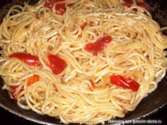 One Pan Pasta (паста и соус в одной сковороде)