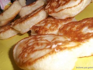 Пышные оладушки на дрожжах