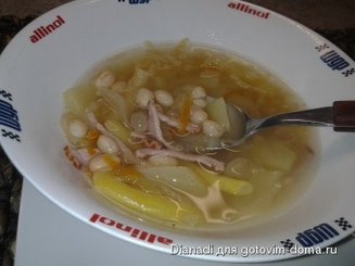 Гарбюр -густой крестьянский суп с капустой